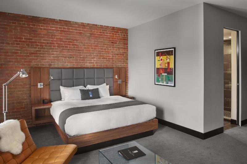 St. Paul Hotel Вустер Экстерьер фото