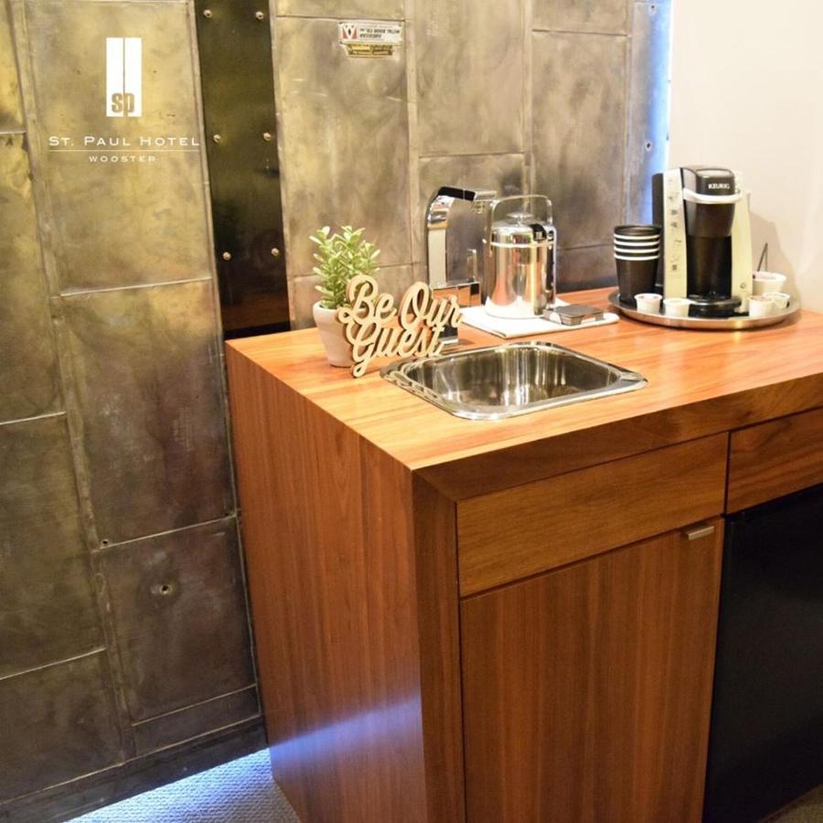 St. Paul Hotel Вустер Экстерьер фото